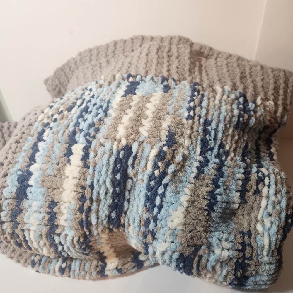 Handmade Chunky Knit Throw Blanket Blue‎ Taupe Striped Chenille Yarn 60x80"